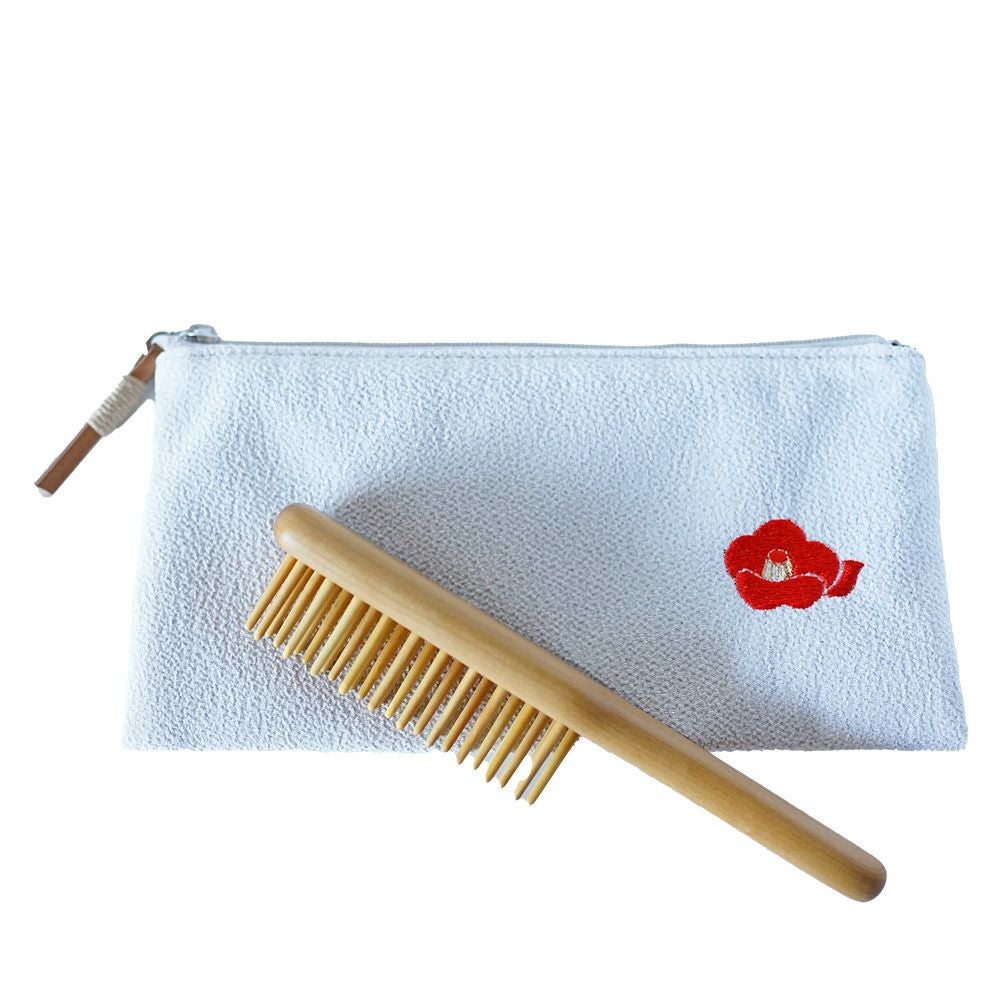 つげブラシ・椿刺繍 マルチポーチセット | かづら清老舗オンラインショップ