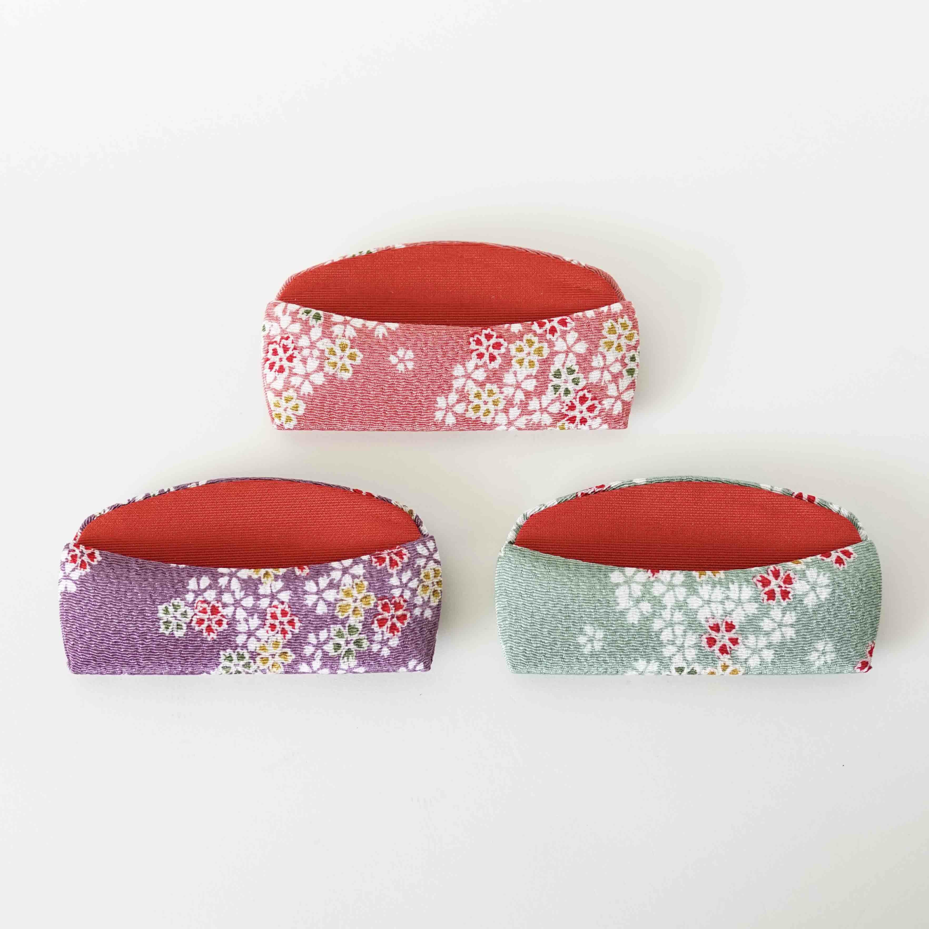 つげ櫛】彫り解き櫛（椿）3寸 | かづら清老舗オンラインショップ