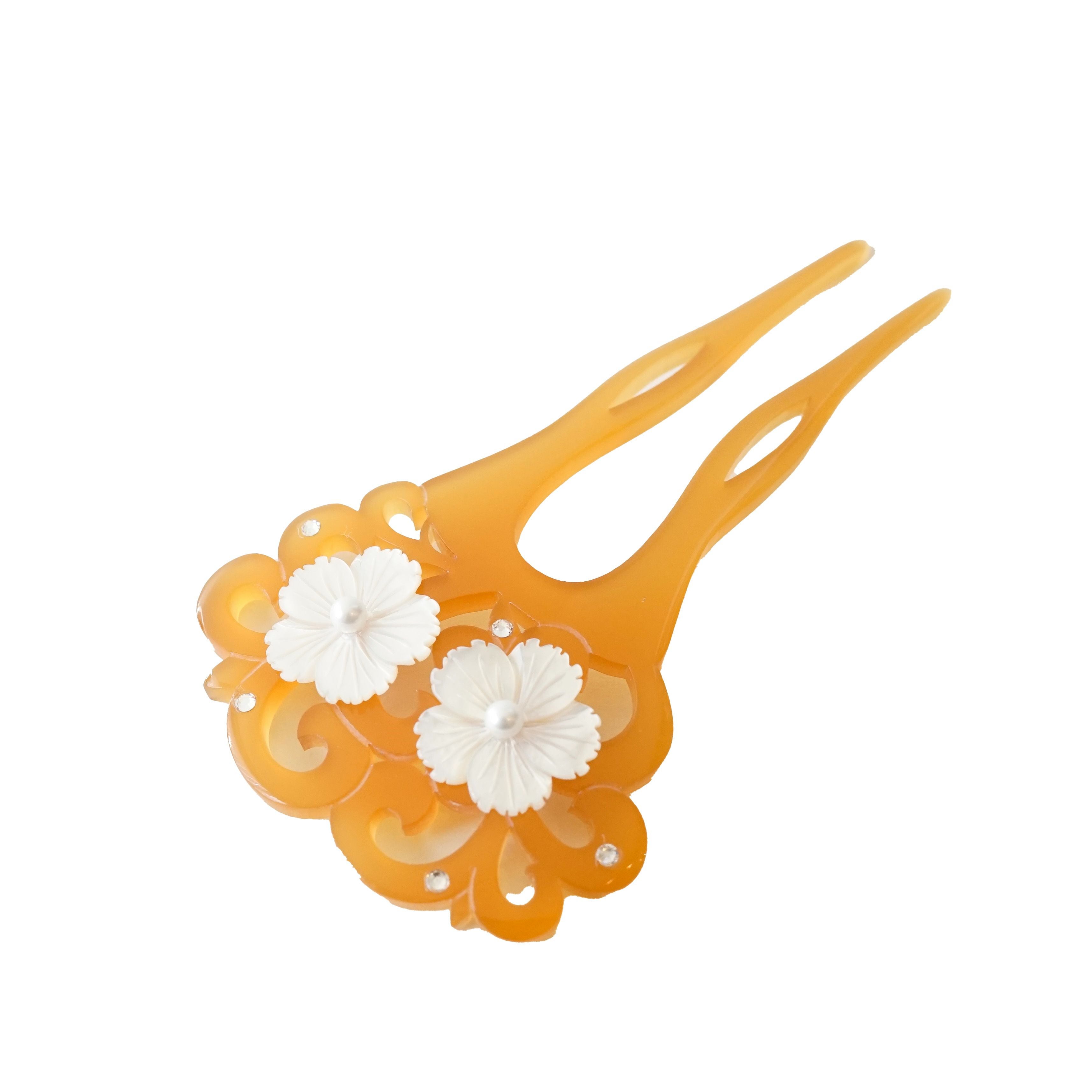 白蝶貝付き 二輪桜 かんざし(べっ甲風・象牙風) | かづら清老舗