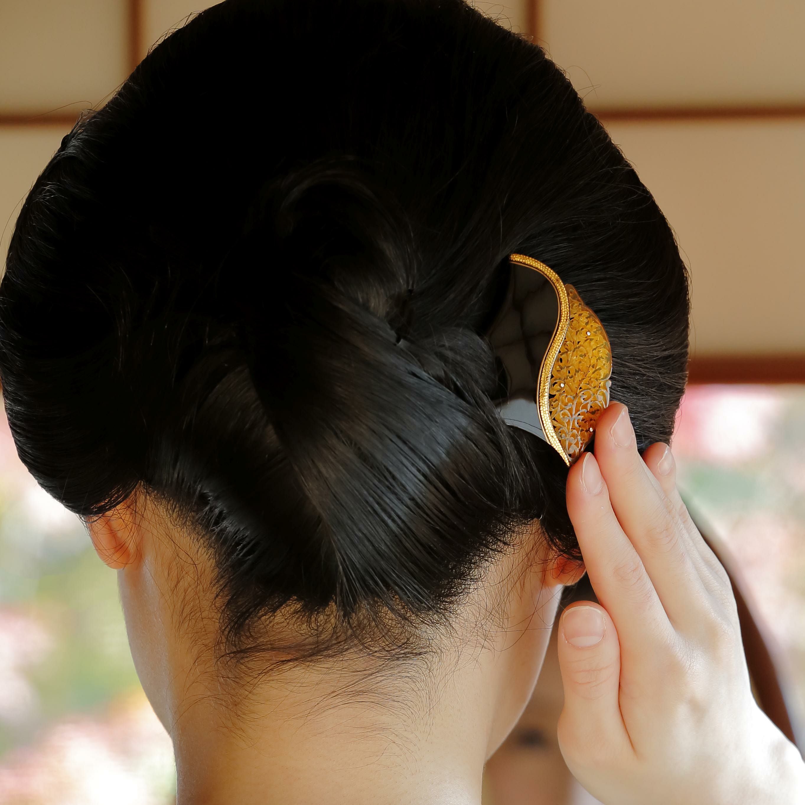 本べっ甲 純金蒔絵螺鈿かんざし モダン蒔絵（透かし彫りダイヤ） 大