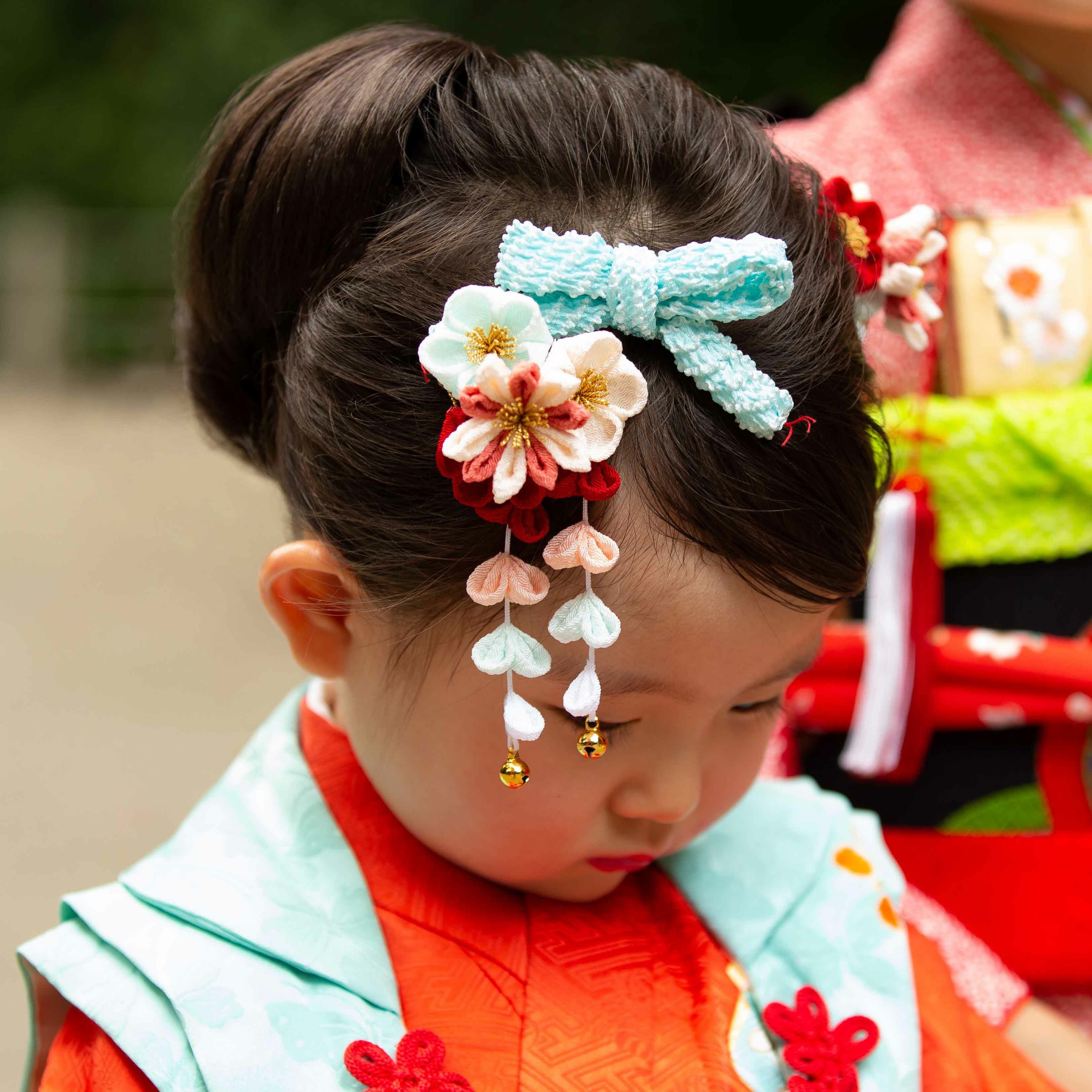 七五三用髪飾り 蝶付き梅三輪かんざしセット（ビラ・下がり） | かづら