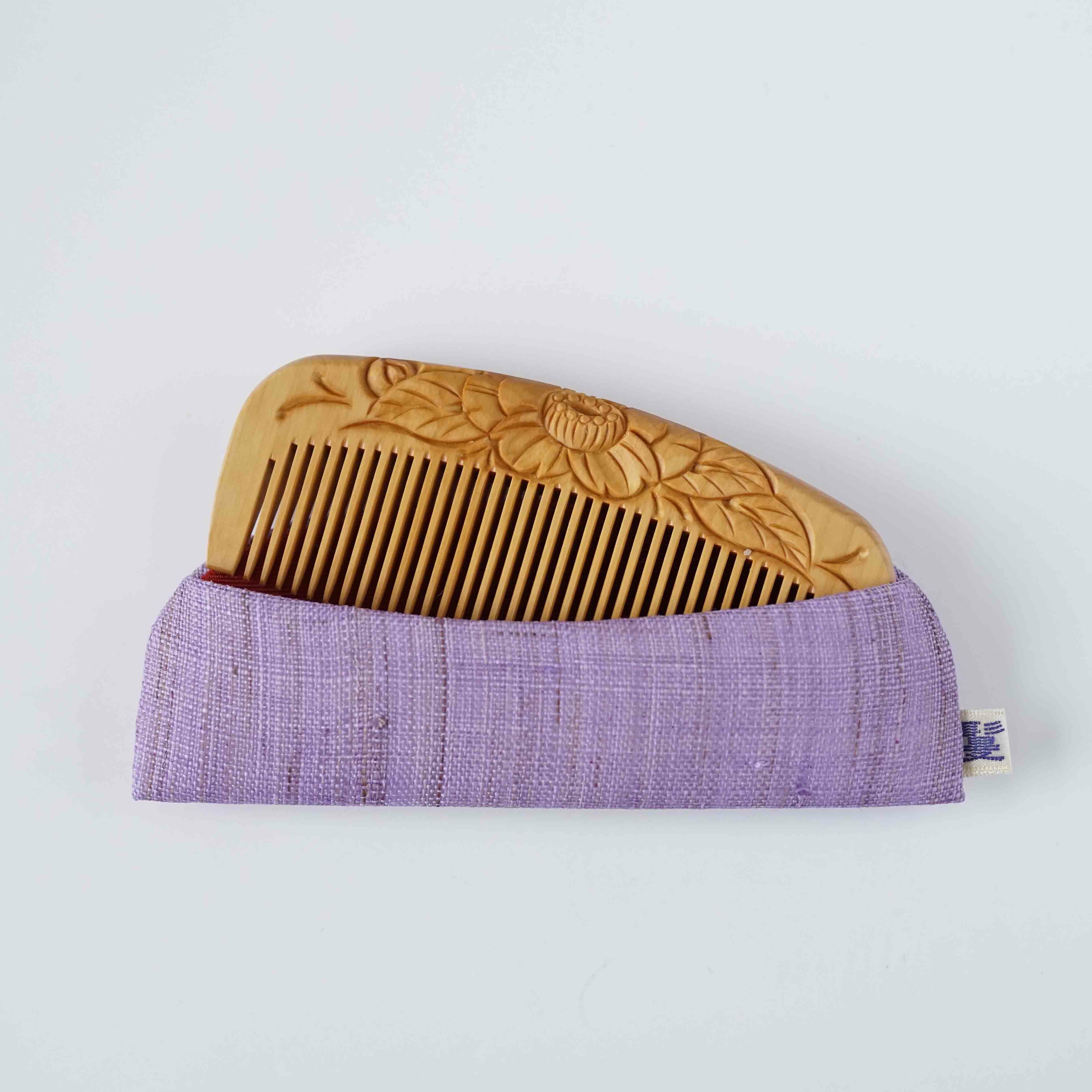 つげ櫛】彫り解き櫛 3寸5分 ケース付き（椿） | かづら清老舗