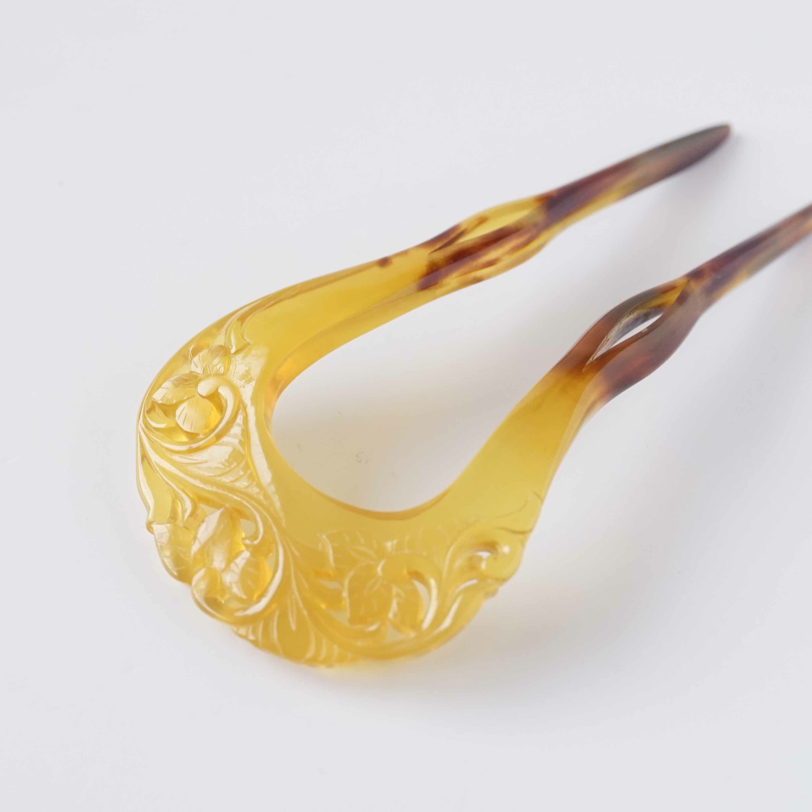 本べっ甲 かんざし 唐草 （彫りべっ甲） | かづら清老舗オンラインショップ